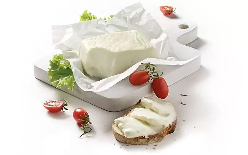 Stracchino Cheese 2.2lb (1kg) - Tomasoni - Image 5
